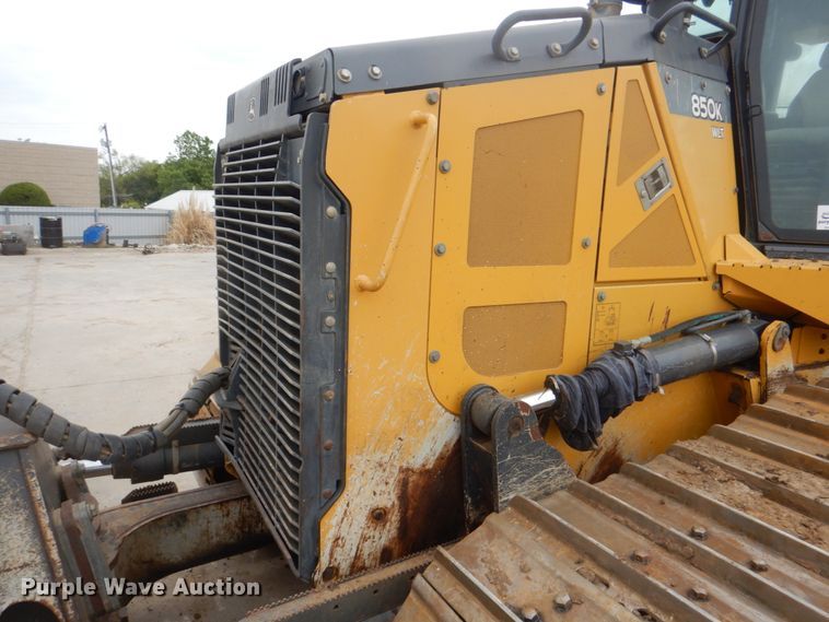 image for item DH5493 2015 John Deere 850K WLT  dozer