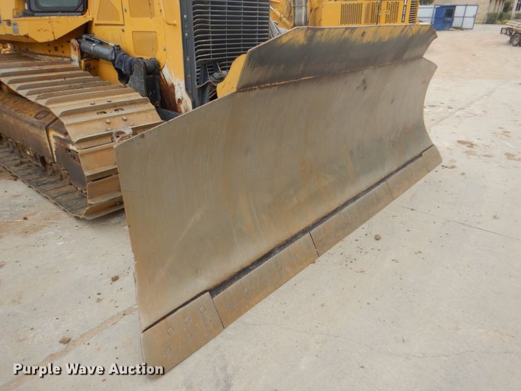 image for item DH5493 2015 John Deere 850K WLT  dozer