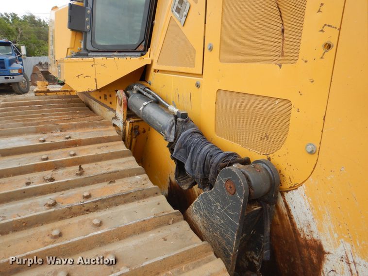 image for item DH5493 2015 John Deere 850K WLT  dozer