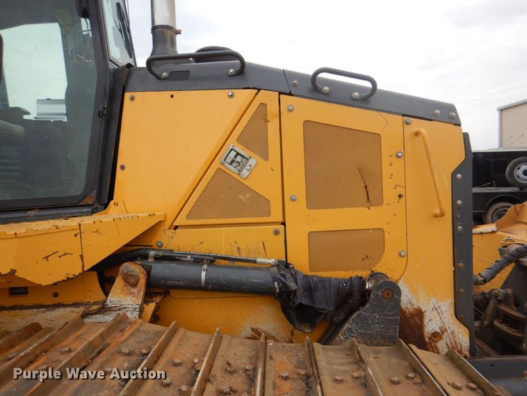 image for item DH5493 2015 John Deere 850K WLT  dozer