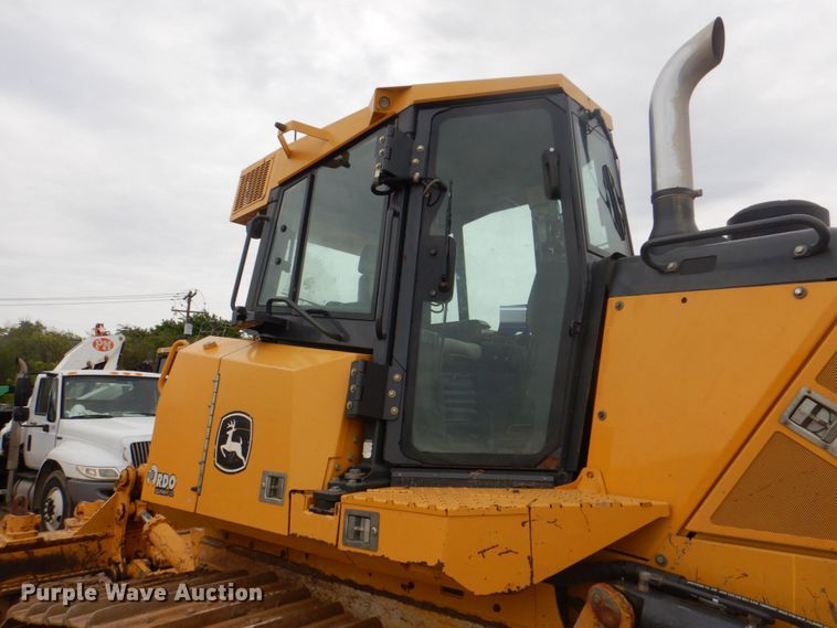 image for item DH5493 2015 John Deere 850K WLT  dozer