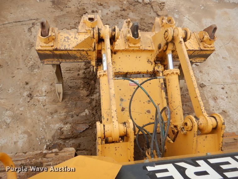 image for item DH5493 2015 John Deere 850K WLT  dozer