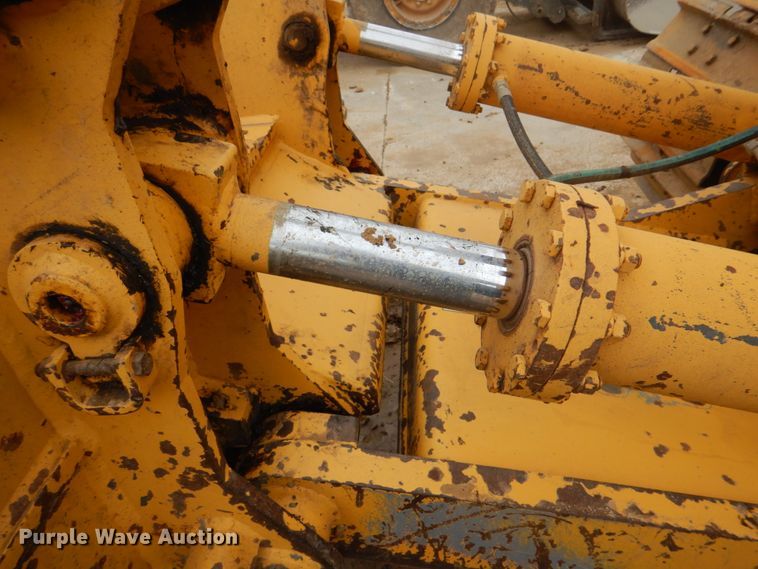 image for item DH5493 2015 John Deere 850K WLT  dozer