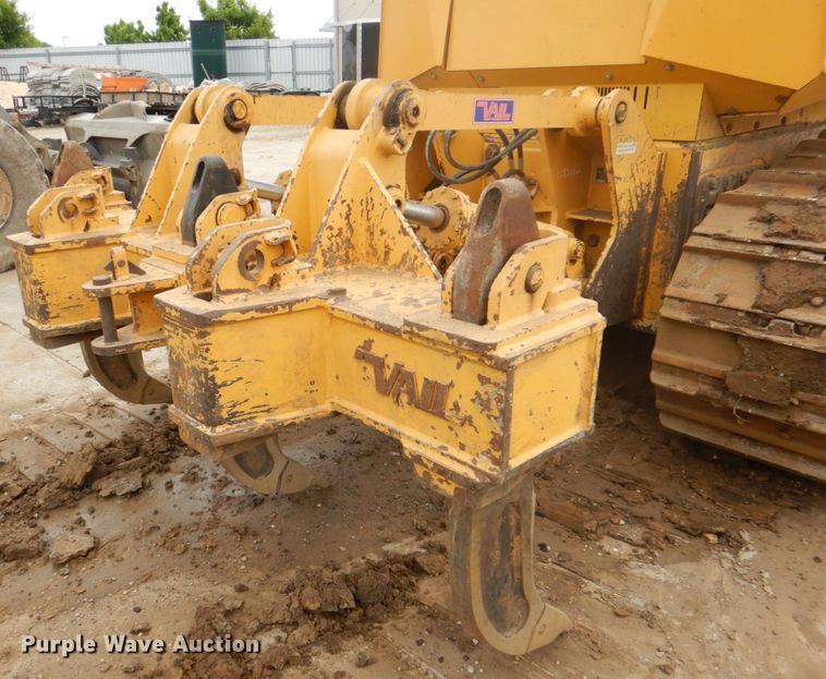 image for item DH5493 2015 John Deere 850K WLT  dozer