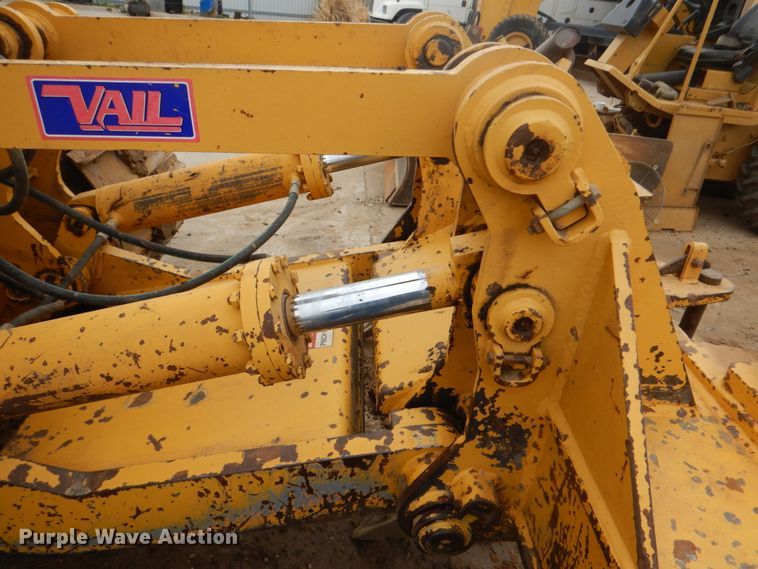 image for item DH5493 2015 John Deere 850K WLT  dozer