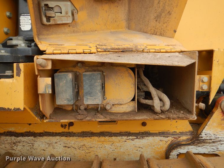 image for item DH5493 2015 John Deere 850K WLT  dozer