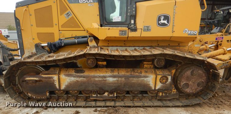image for item DH5493 2015 John Deere 850K WLT  dozer