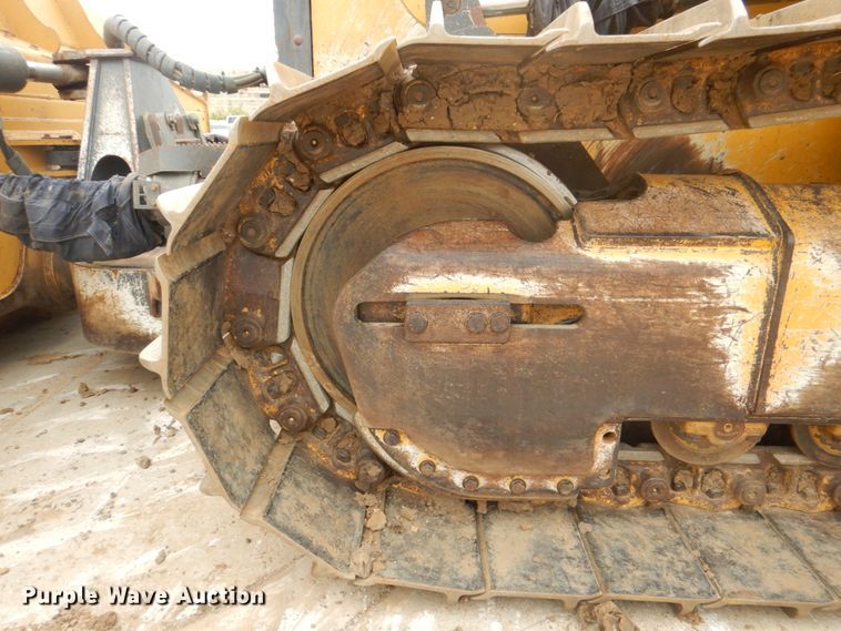 image for item DH5493 2015 John Deere 850K WLT  dozer