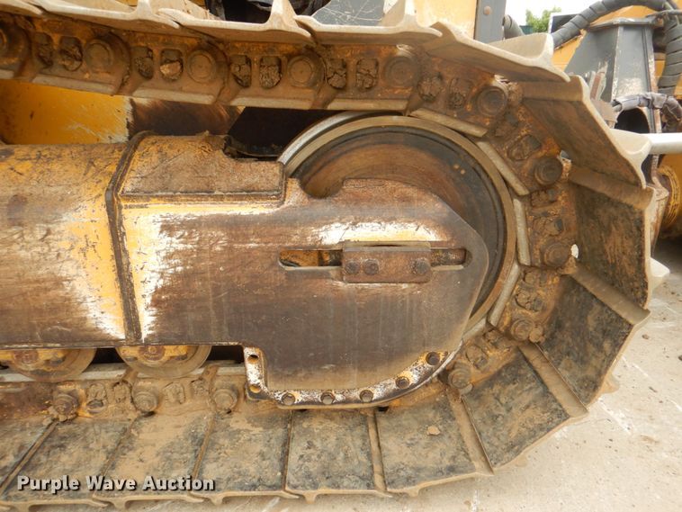 image for item DH5493 2015 John Deere 850K WLT  dozer