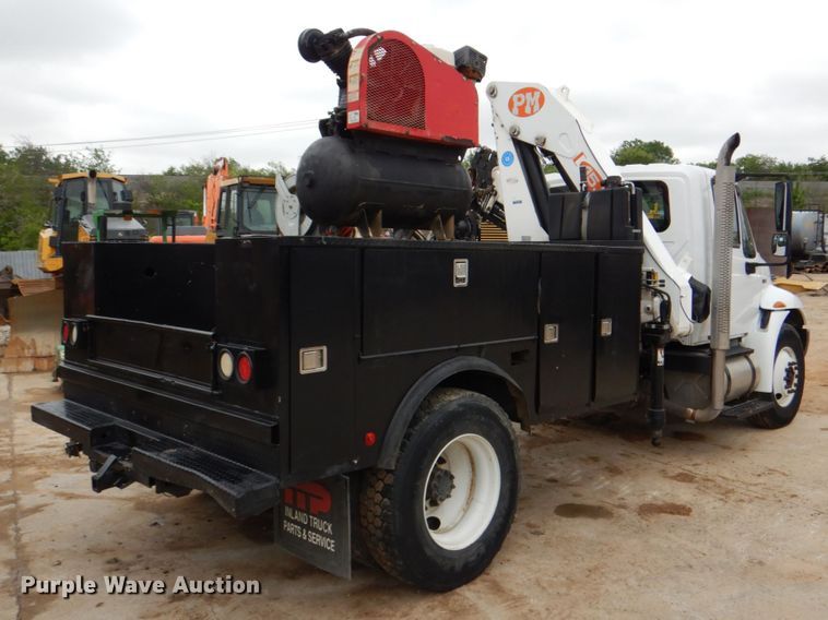 image for item DH5494 2014 International DuraStar 4300  utility / service truck