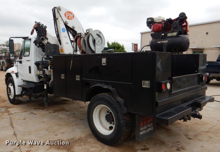 image for item DH5494 2014 International DuraStar 4300  utility / service truck