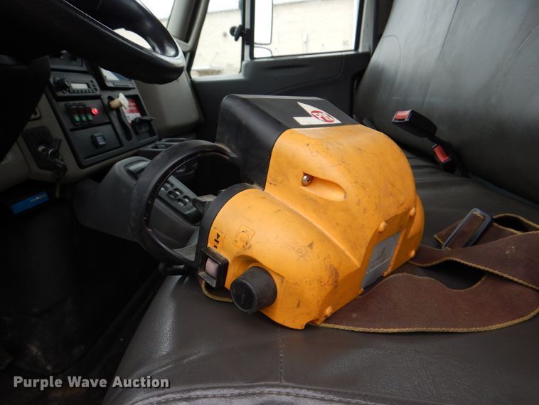 image for item DH5494 2014 International DuraStar 4300  utility / service truck