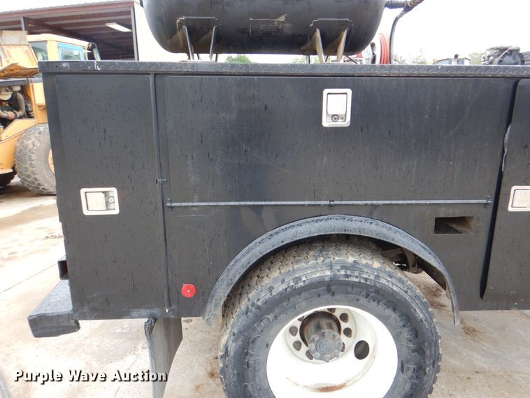 image for item DH5494 2014 International DuraStar 4300  utility / service truck