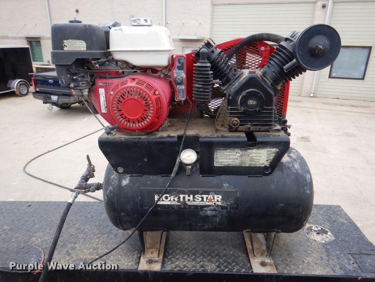 image for item DH5494 2014 International DuraStar 4300  utility / service truck