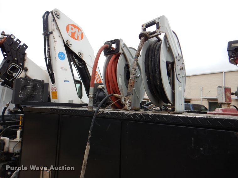 image for item DH5494 2014 International DuraStar 4300  utility / service truck