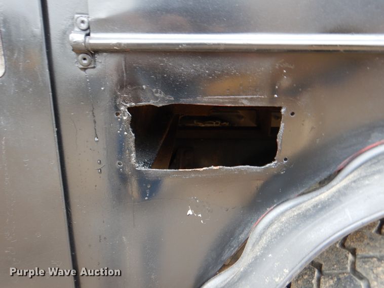 image for item DH5494 2014 International DuraStar 4300  utility / service truck