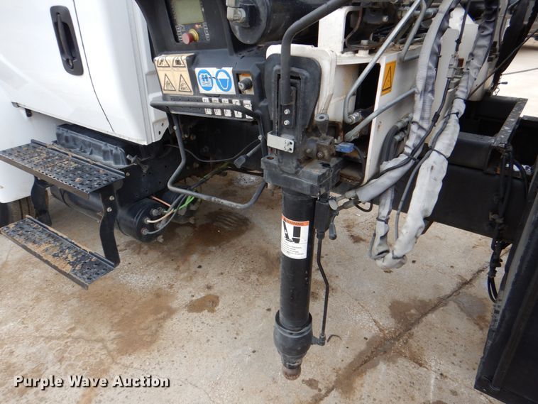 image for item DH5494 2014 International DuraStar 4300  utility / service truck