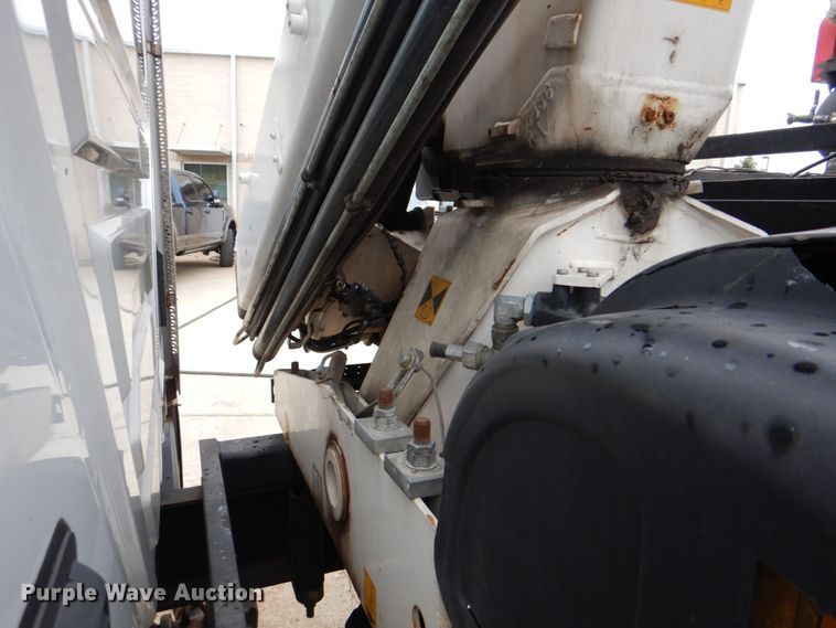 image for item DH5494 2014 International DuraStar 4300  utility / service truck