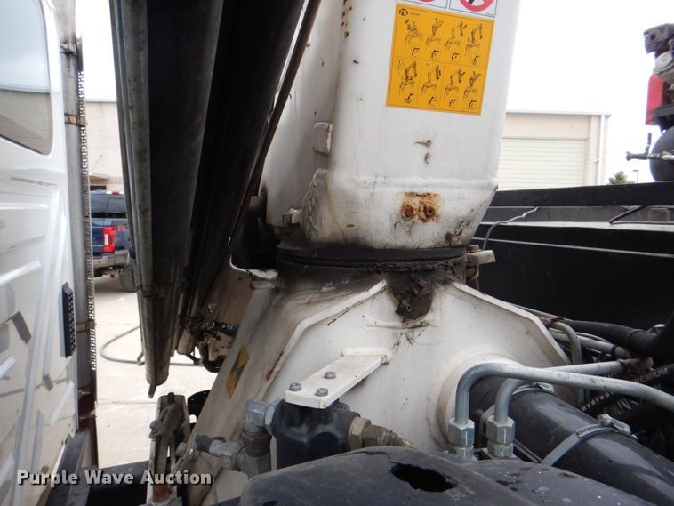 image for item DH5494 2014 International DuraStar 4300  utility / service truck