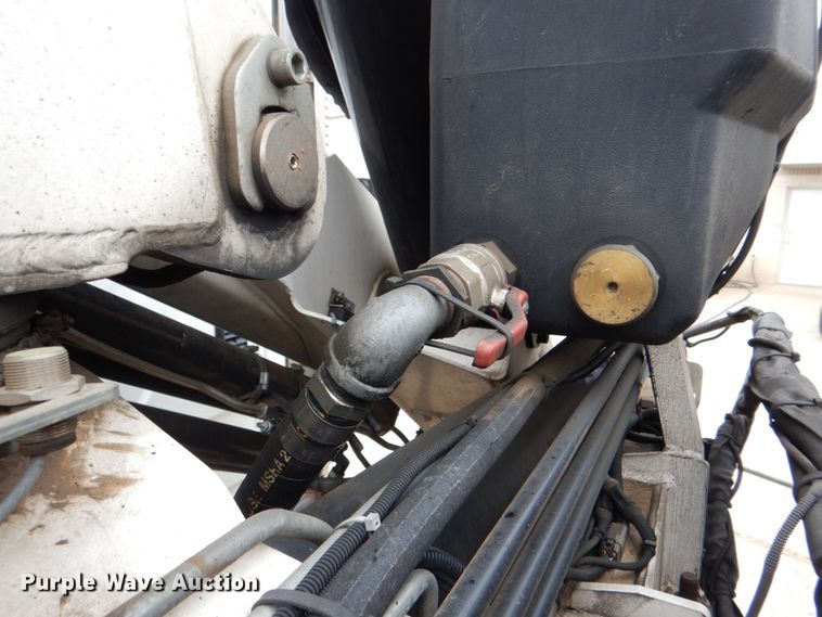 image for item DH5494 2014 International DuraStar 4300  utility / service truck