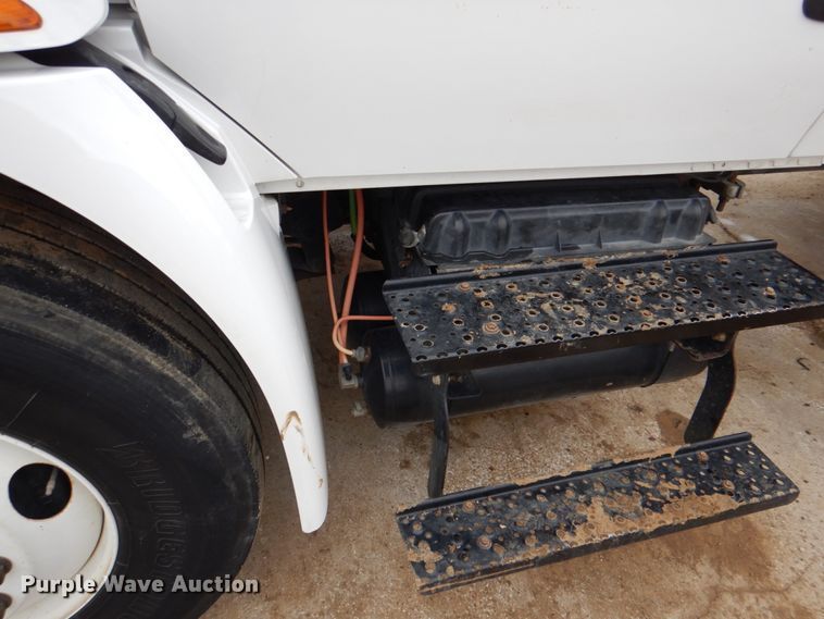 image for item DH5494 2014 International DuraStar 4300  utility / service truck