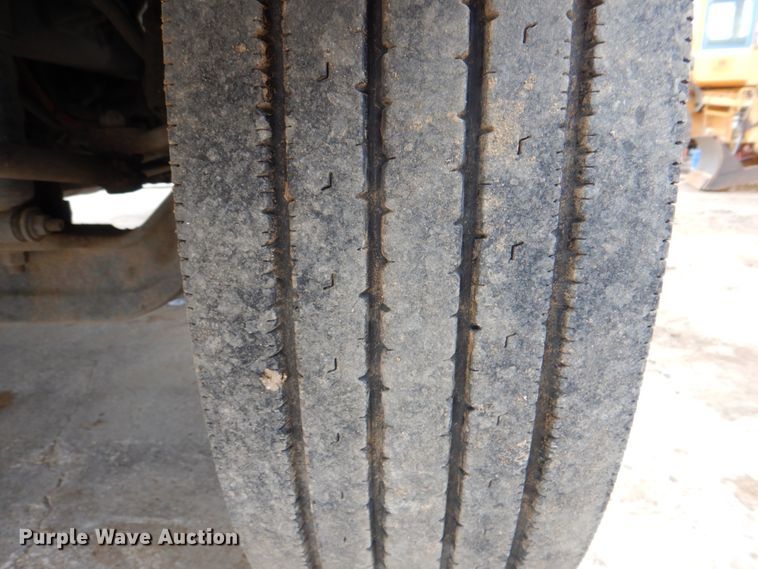 image for item DH5494 2014 International DuraStar 4300  utility / service truck