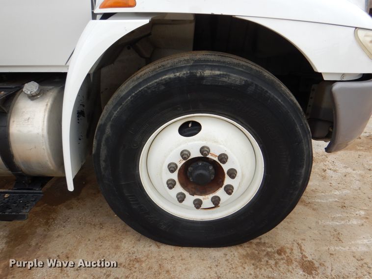 image for item DH5494 2014 International DuraStar 4300  utility / service truck