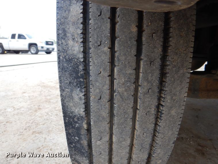 image for item DH5494 2014 International DuraStar 4300  utility / service truck