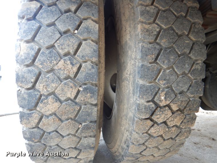 image for item DH5494 2014 International DuraStar 4300  utility / service truck