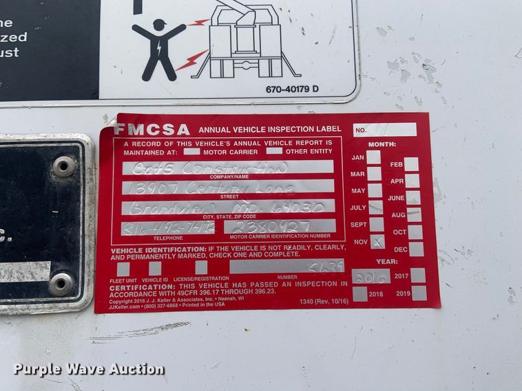 image for item DH5852 2006 Ford F550 Super Duty XL  bucket truck