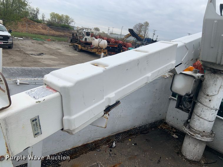 image for item DH5852 2006 Ford F550 Super Duty XL  bucket truck