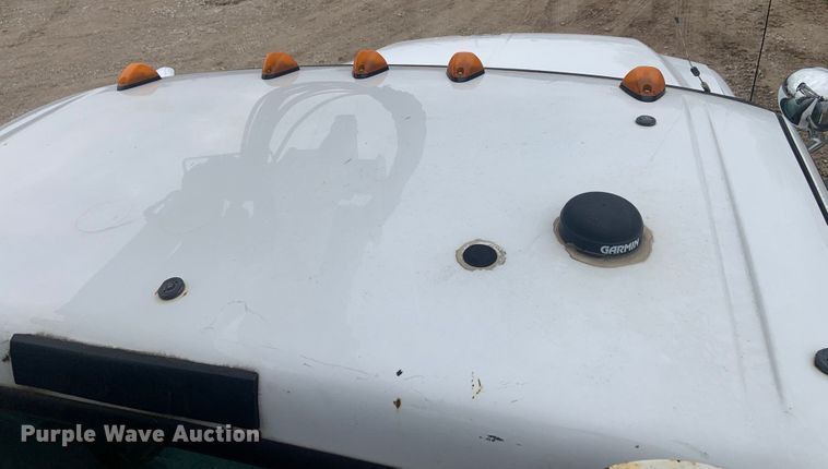 image for item DH5852 2006 Ford F550 Super Duty XL  bucket truck