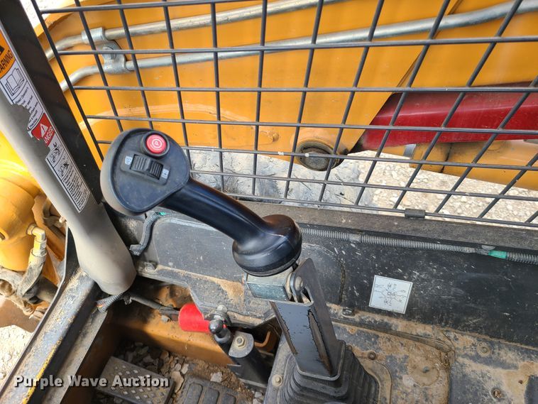 image for item DH5997 2011 Case SR250  skid steer loader