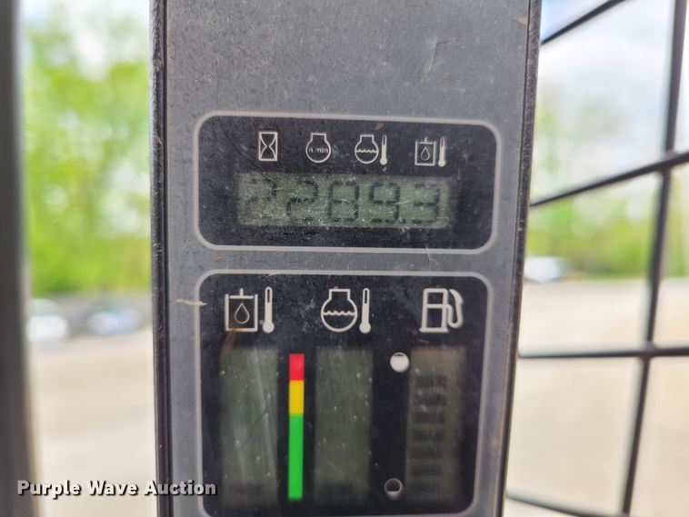 image for item DH5997 2011 Case SR250  skid steer loader