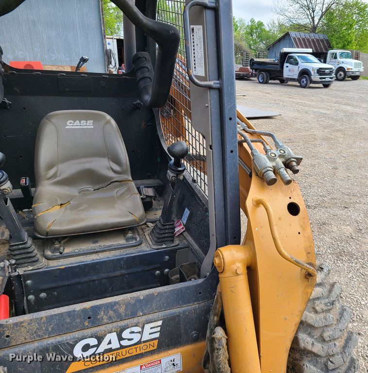 image for item DH5997 2011 Case SR250  skid steer loader