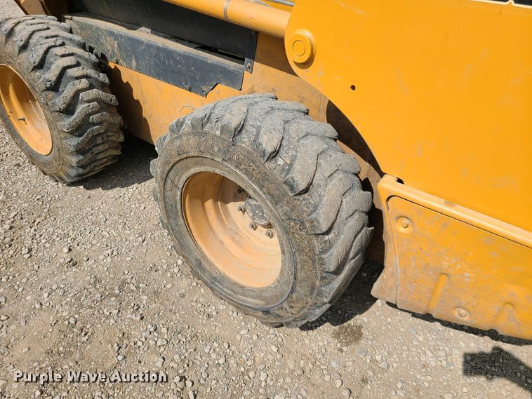 image for item DH5997 2011 Case SR250  skid steer loader
