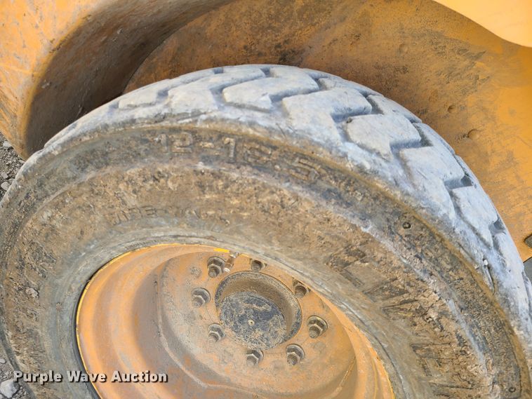 image for item DH5997 2011 Case SR250  skid steer loader