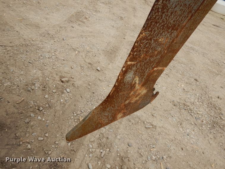 image for item DH8749 Ditch Witch 6510  cable plow