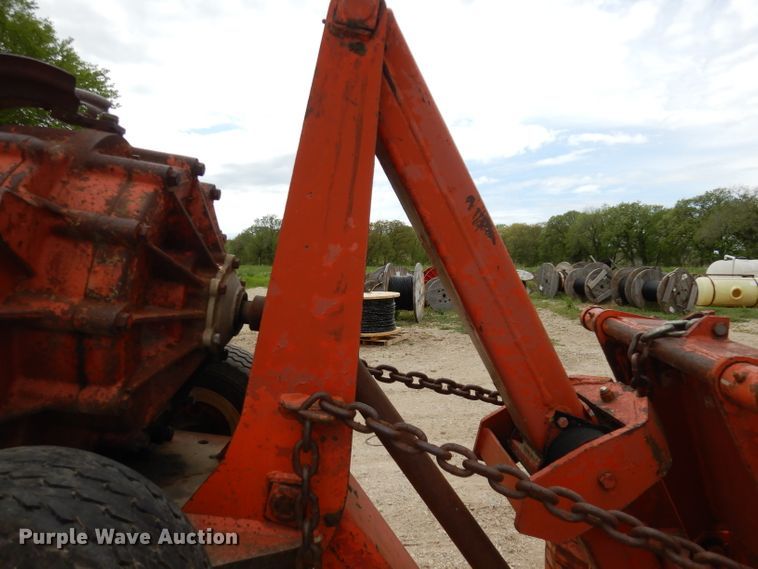 image for item DH8749 Ditch Witch 6510  cable plow