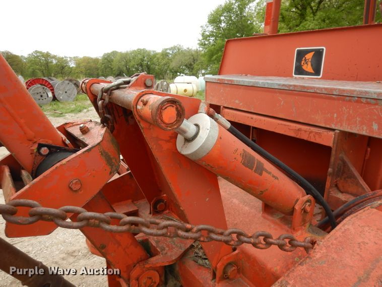 image for item DH8749 Ditch Witch 6510  cable plow