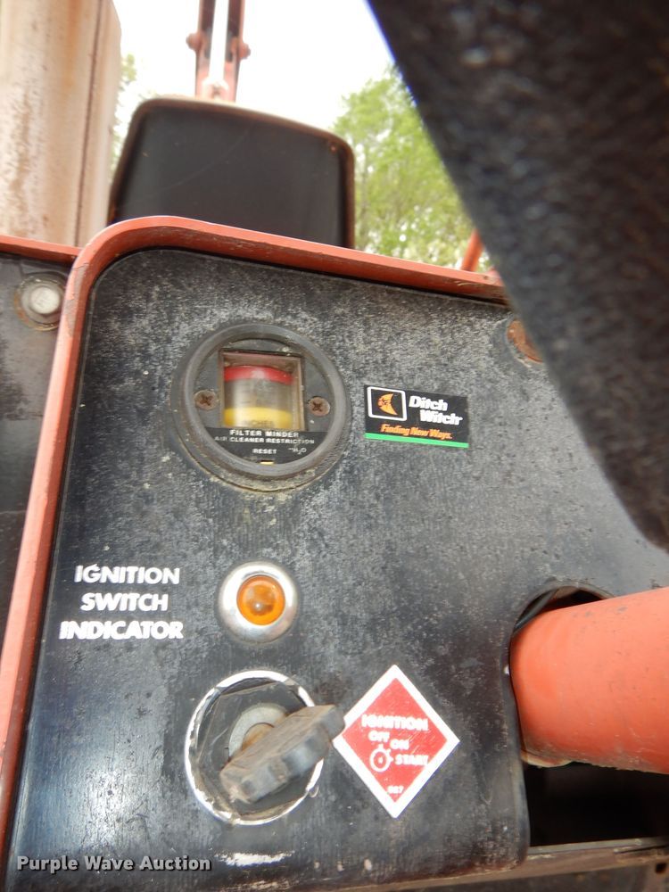 image for item DH8749 Ditch Witch 6510  cable plow