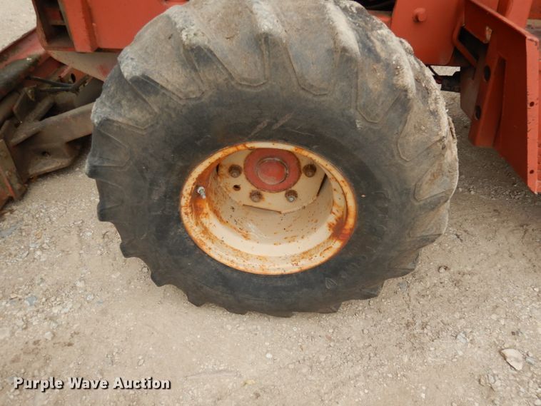 image for item DH8749 Ditch Witch 6510  cable plow