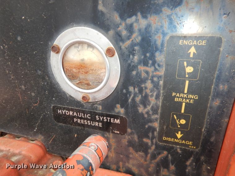 image for item DH8749 Ditch Witch 6510  cable plow