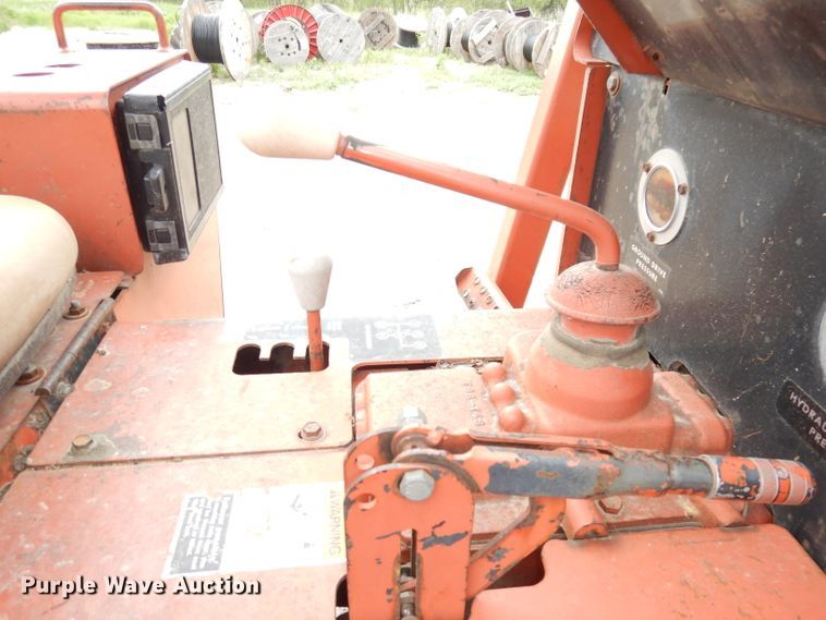 image for item DH8749 Ditch Witch 6510  cable plow