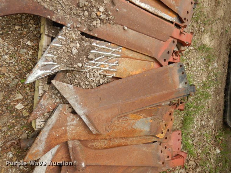 image for item DH8750 (17) cable plow blades