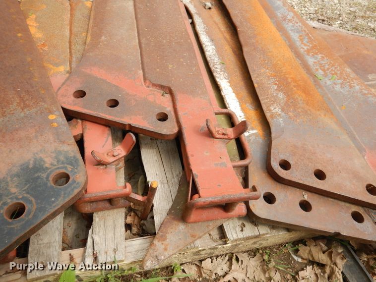 image for item DH8750 (17) cable plow blades