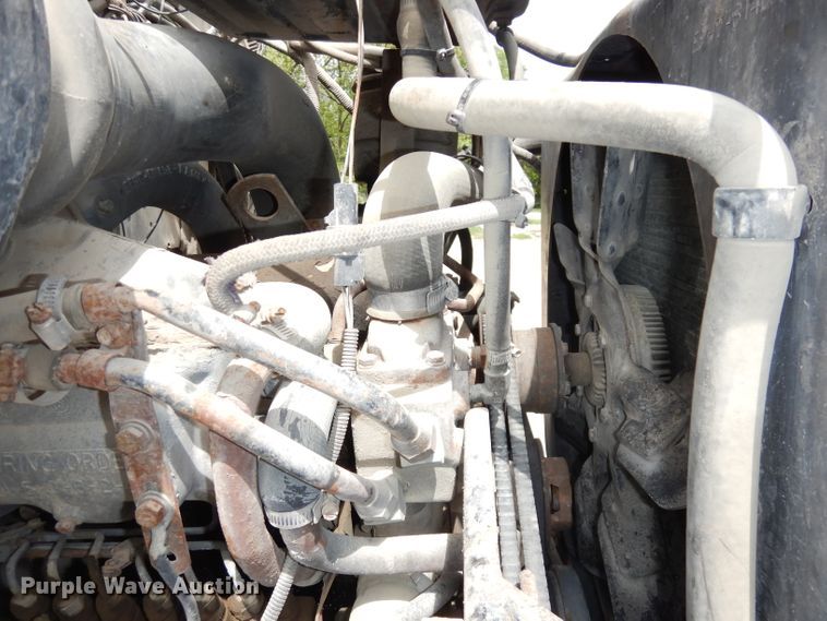 image for item DH8751 1991 Ford L8000  flatbed truck