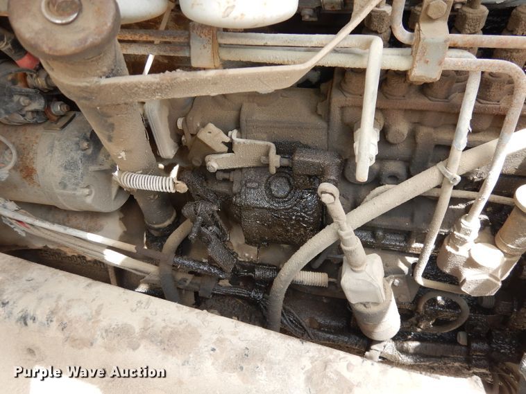 image for item DH8751 1991 Ford L8000  flatbed truck