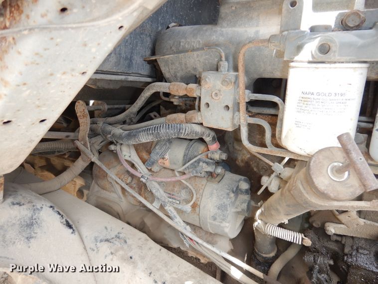 image for item DH8751 1991 Ford L8000  flatbed truck