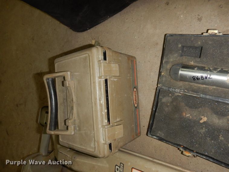 image for item DI6587 Ditch Witch GPS system